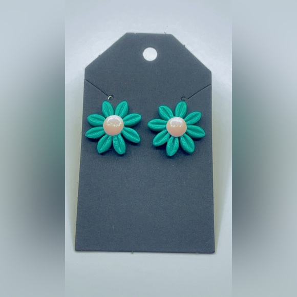 Earrings / Woman jewelry 👂Only For Posh show jewelry not listed - Picture 3 of 14